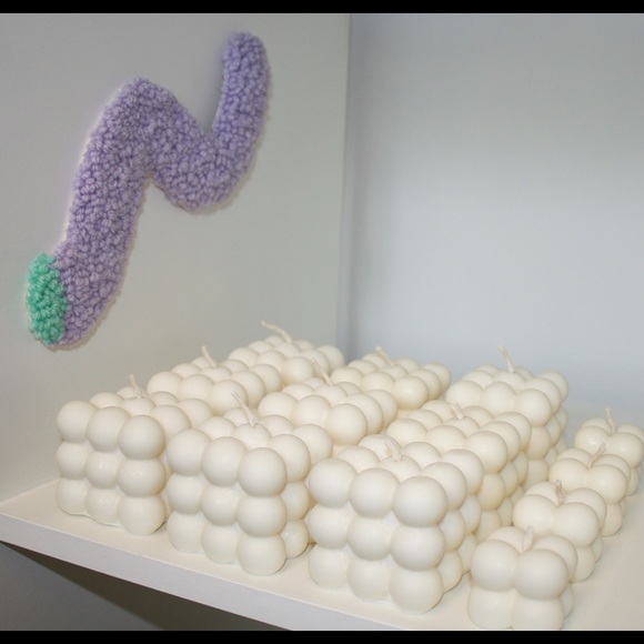 SOLE OUT 3 for $25!!!🤍SOY Bubble Cube Candle - Picture 5 of 5